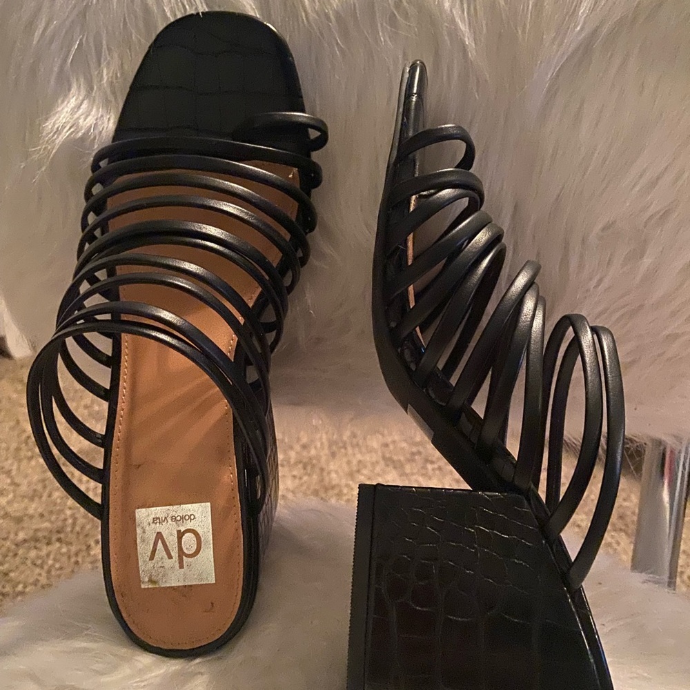 Ladies size 9 Dolce Vita block heel sandals